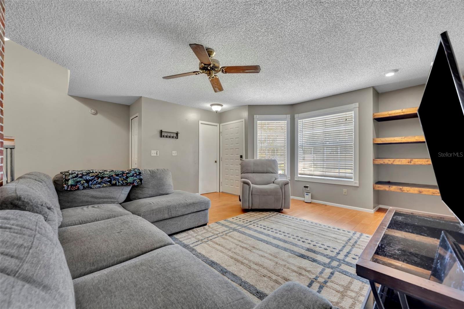 Listing Photo 7