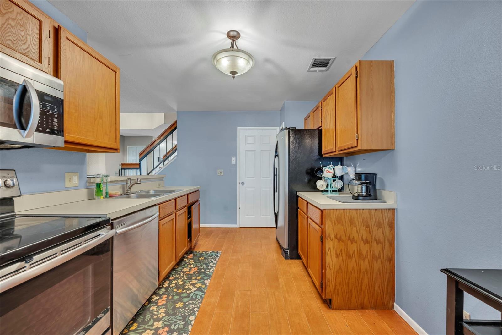Listing Photo 16