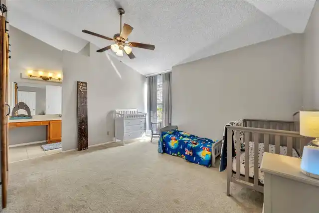 Listing Photo 22
