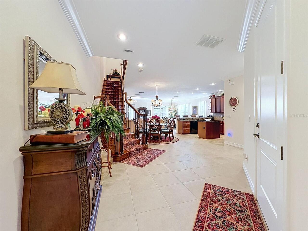 Listing Photo 10