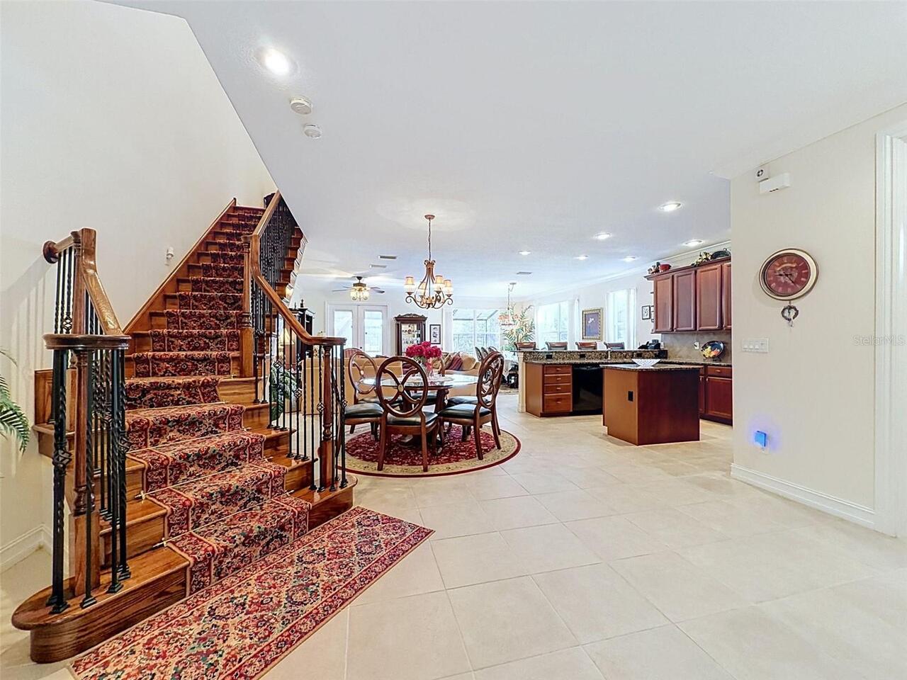Listing Photo 12