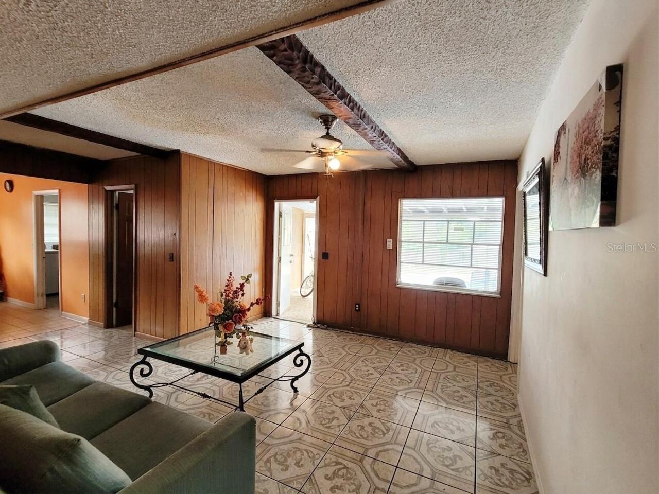 Listing Photo 12