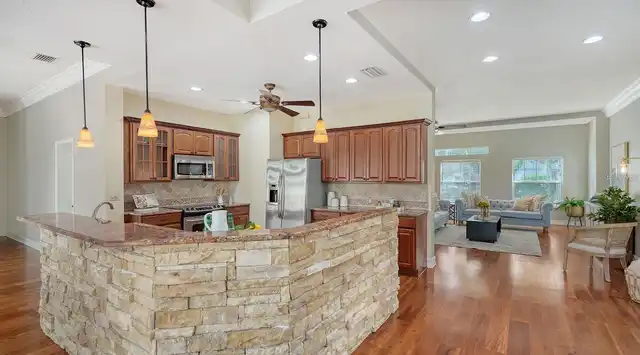 Listing Photo 13