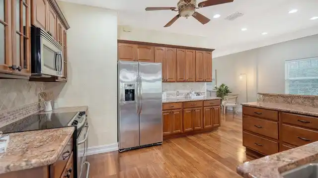 Listing Photo 15