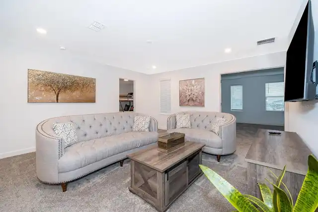 Listing Photo 33