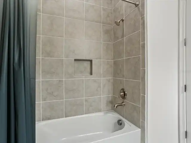 Listing Photo 25