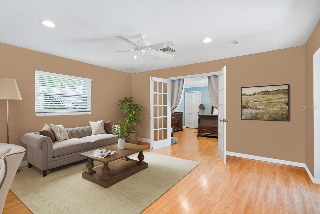 Listing Photo 16