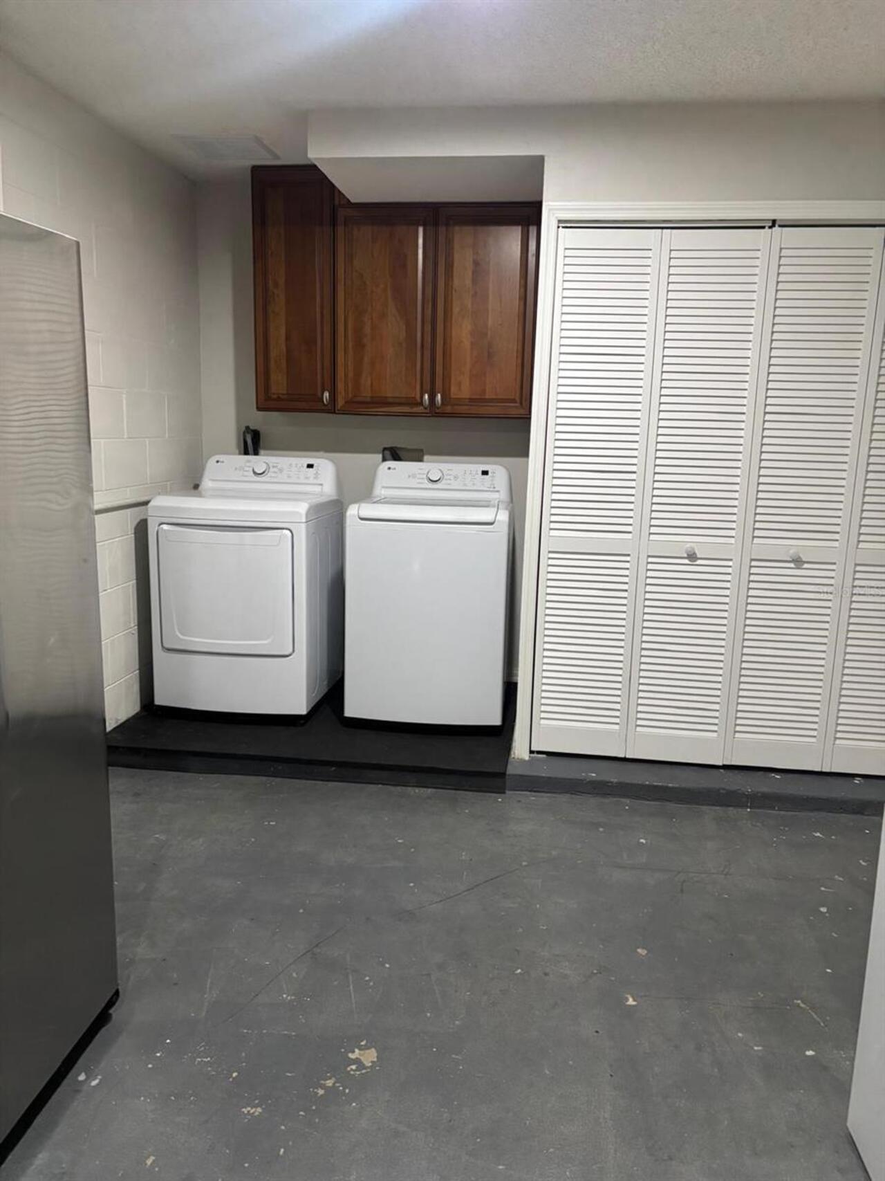 Listing Photo 10