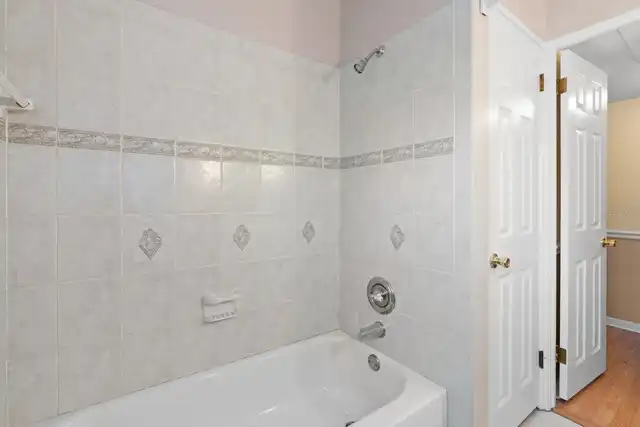 Listing Photo 24