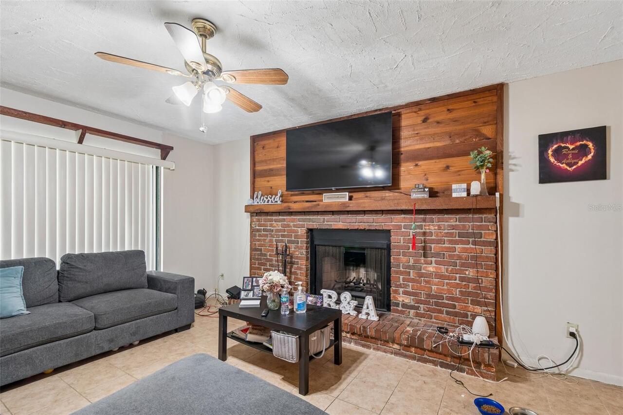 Listing Photo 10