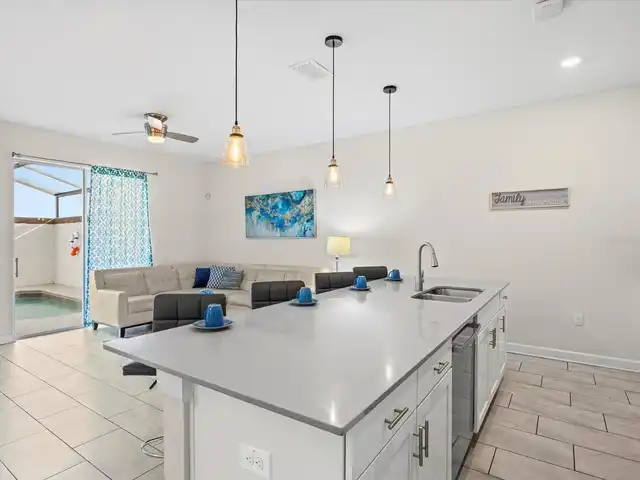Listing Photo 9