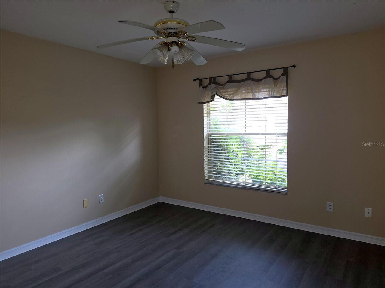 Listing Photo 13