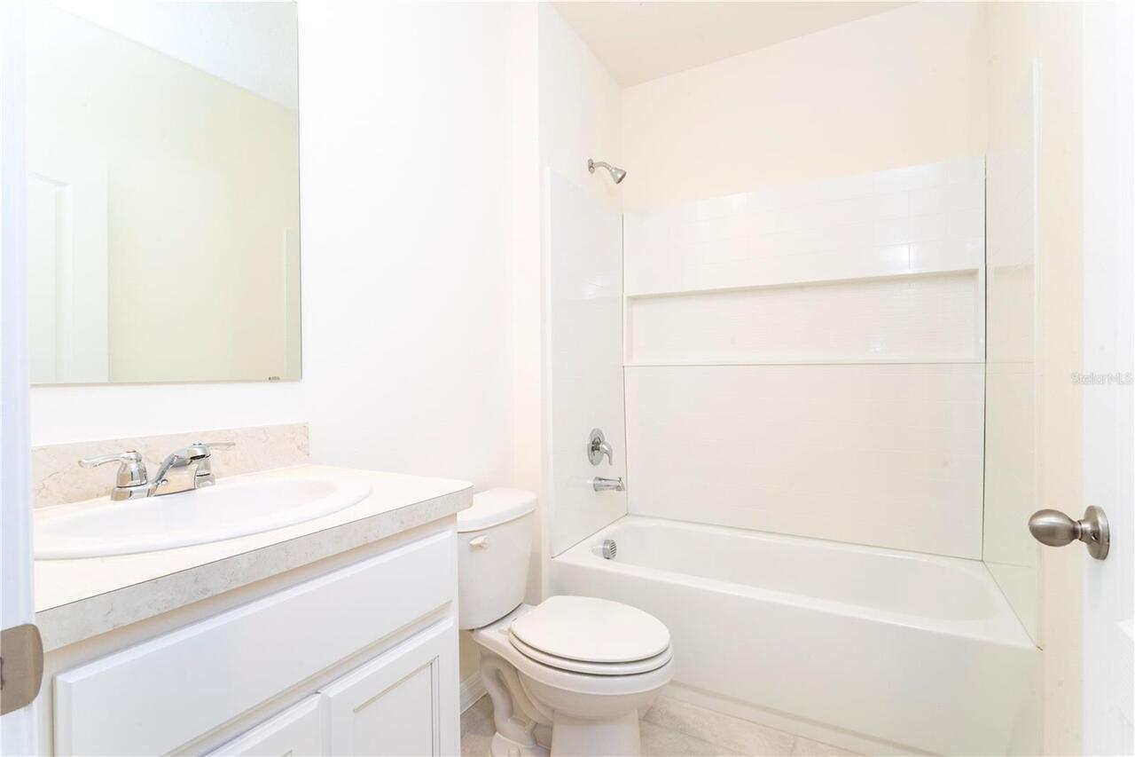 Listing Photo 17