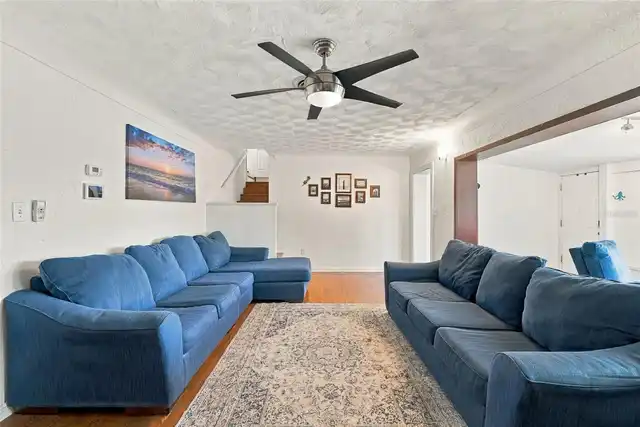 Listing Photo 11