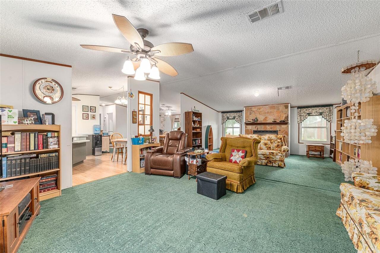 Listing Photo 8