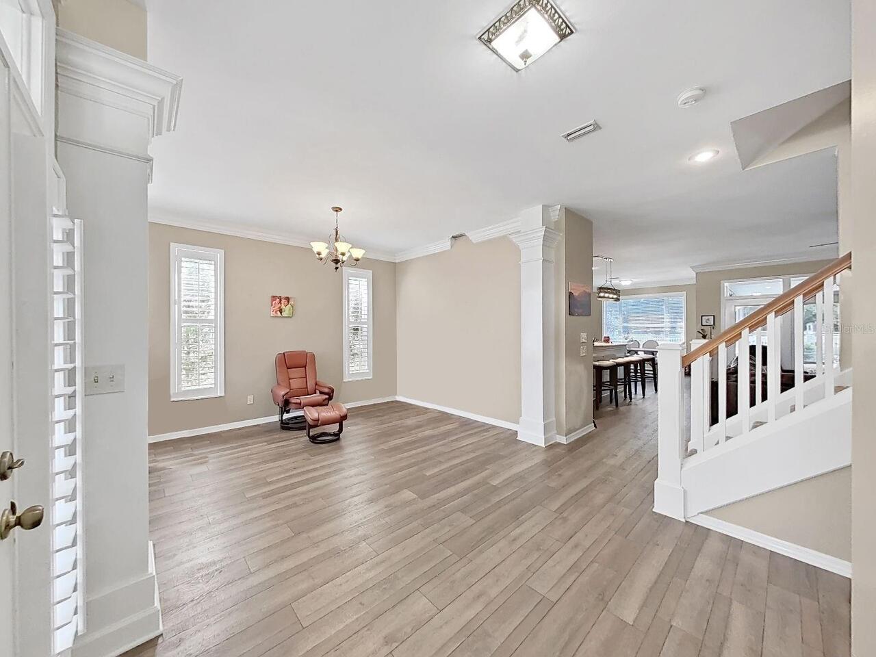 Listing Photo 10