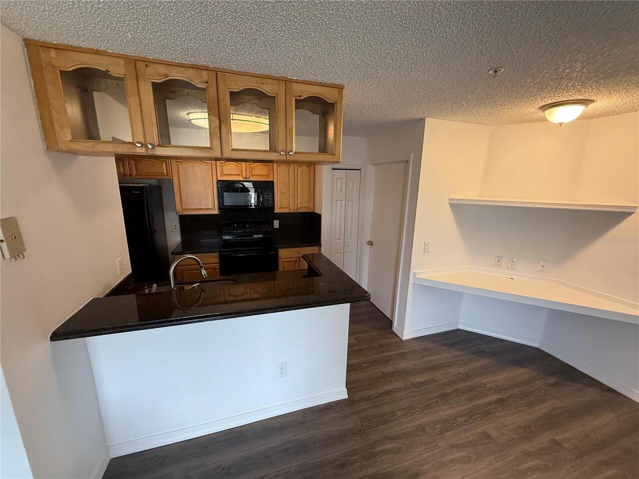 Listing Photo 9