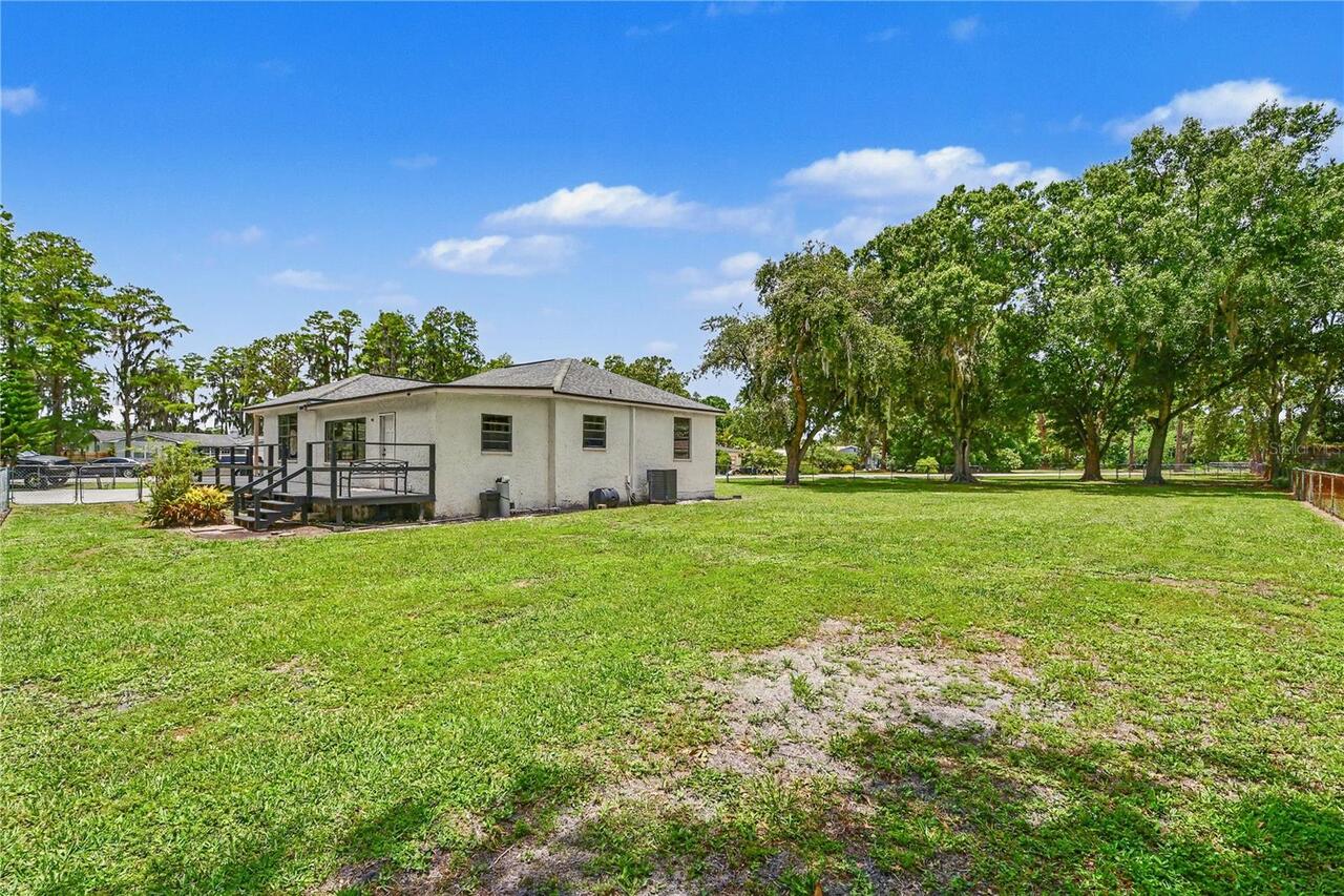 Listing Photo 9