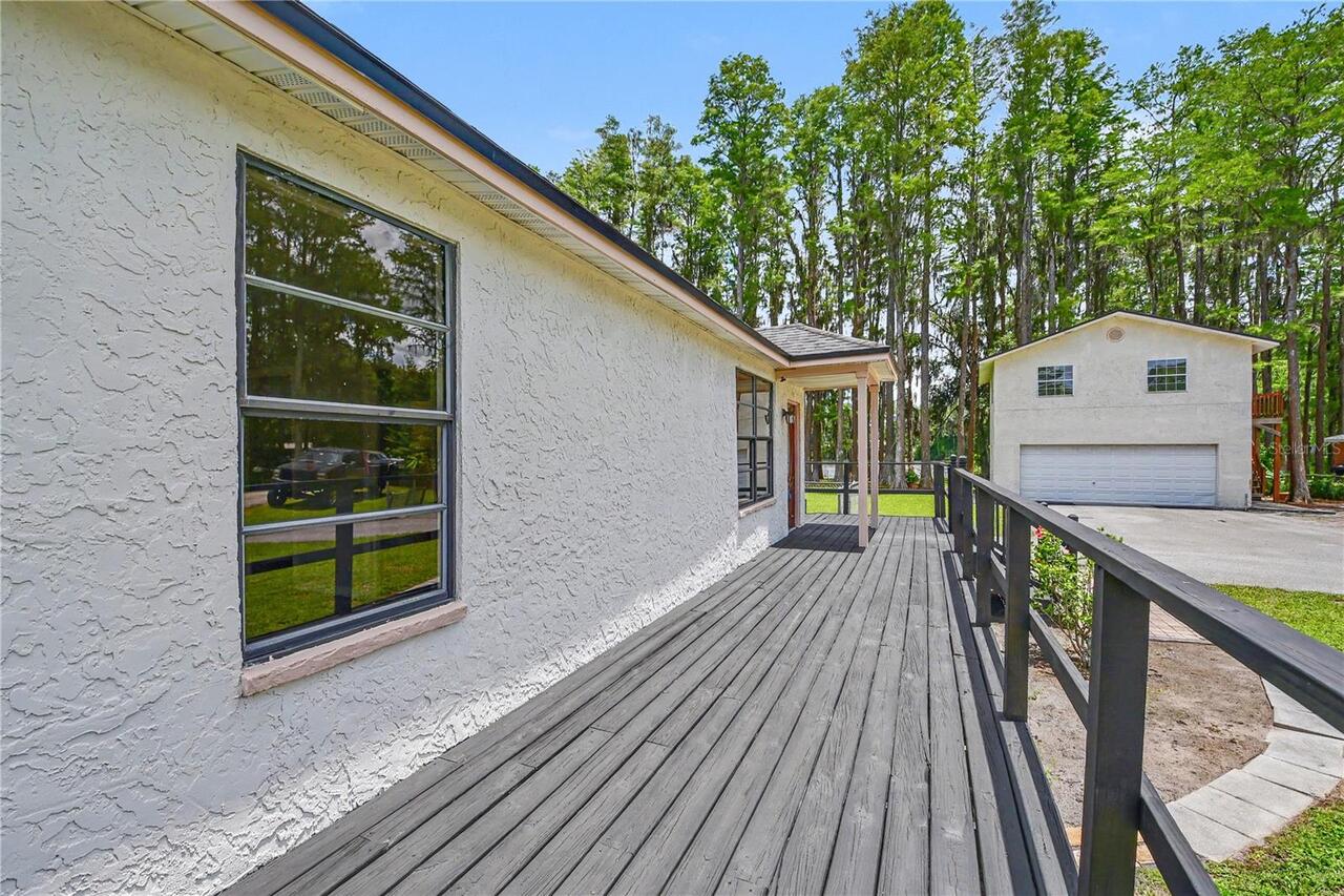 Listing Photo 10