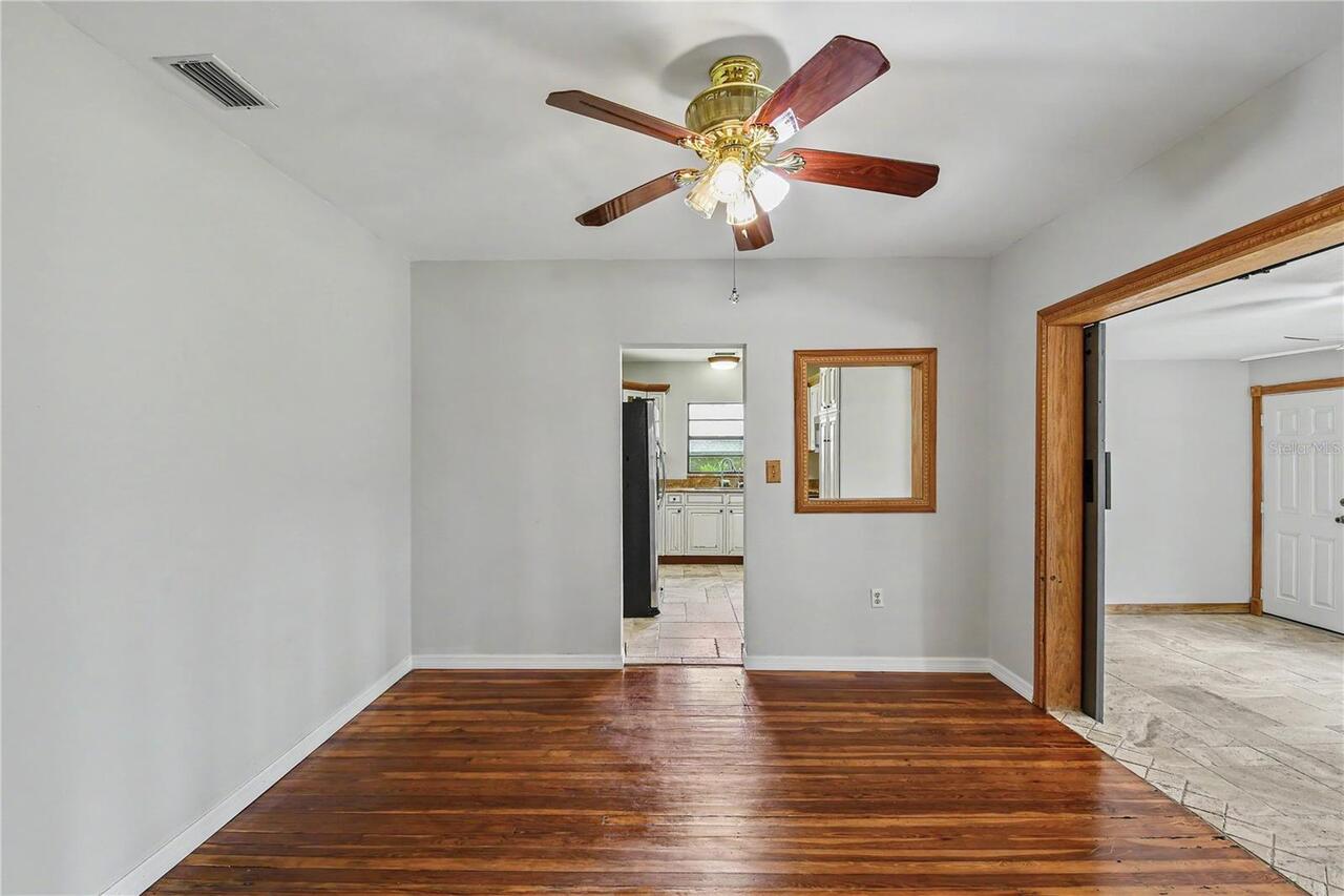Listing Photo 24