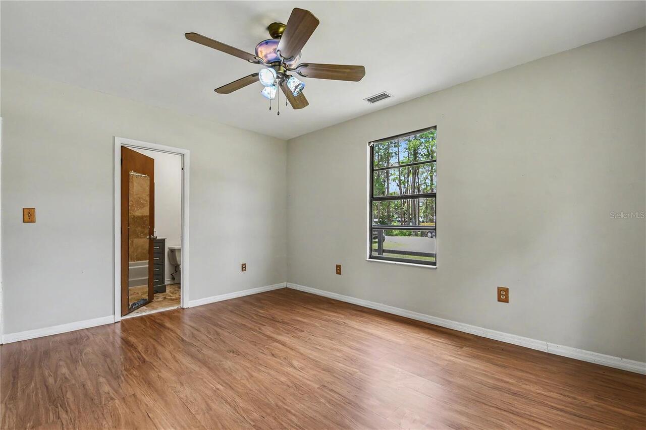 Listing Photo 26