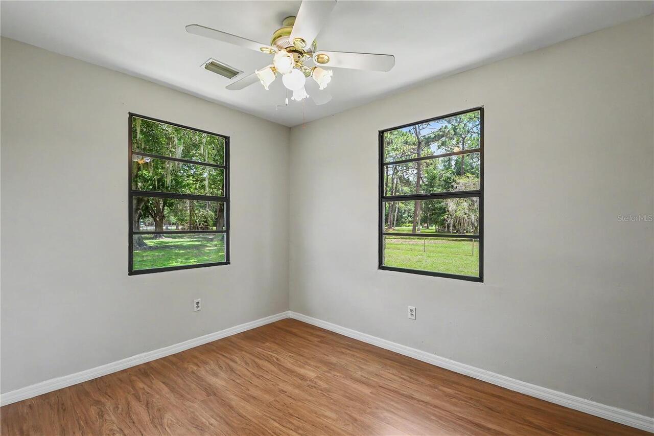 Listing Photo 37