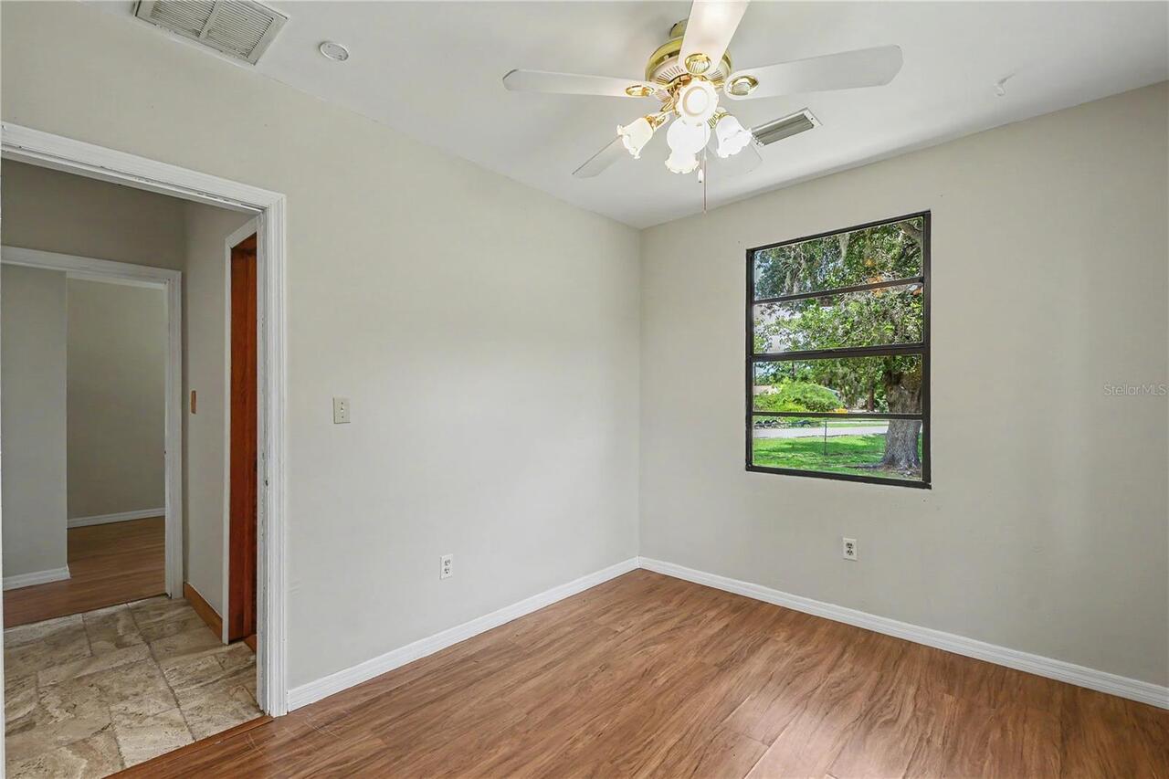 Listing Photo 38