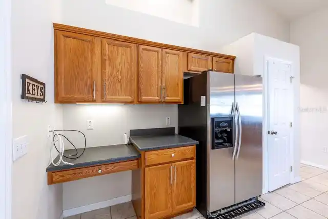 Listing Photo 10