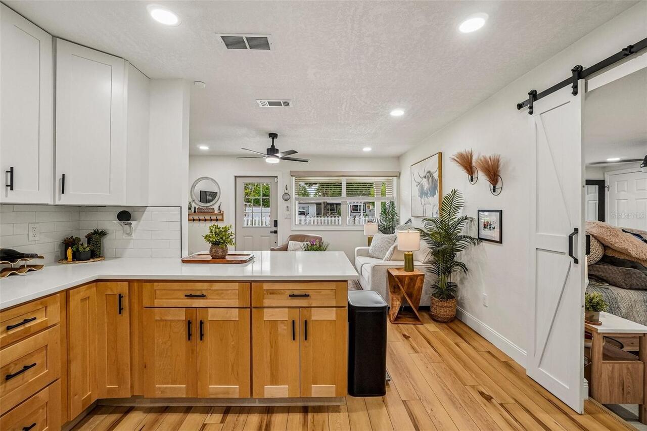 Listing Photo 10