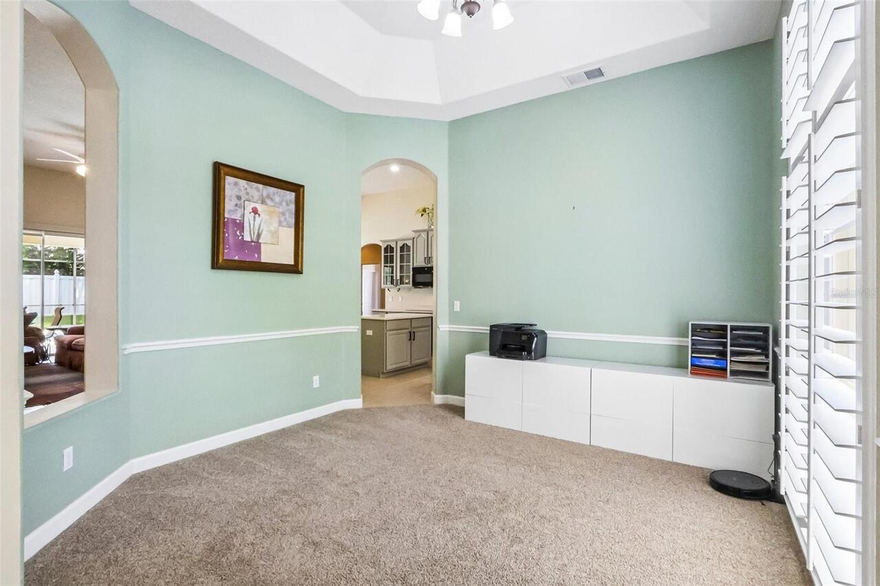 Listing Photo 9