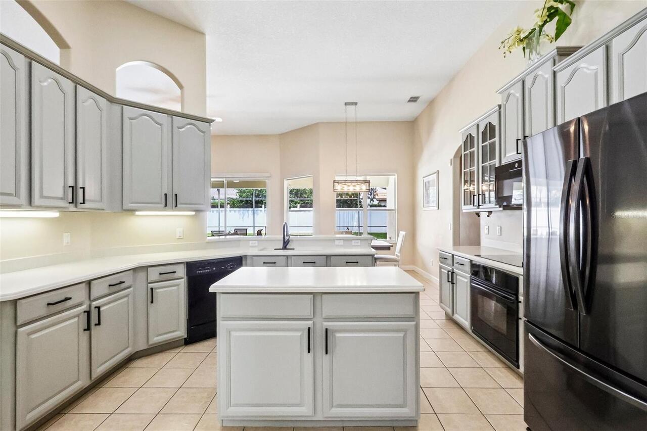 Listing Photo 19