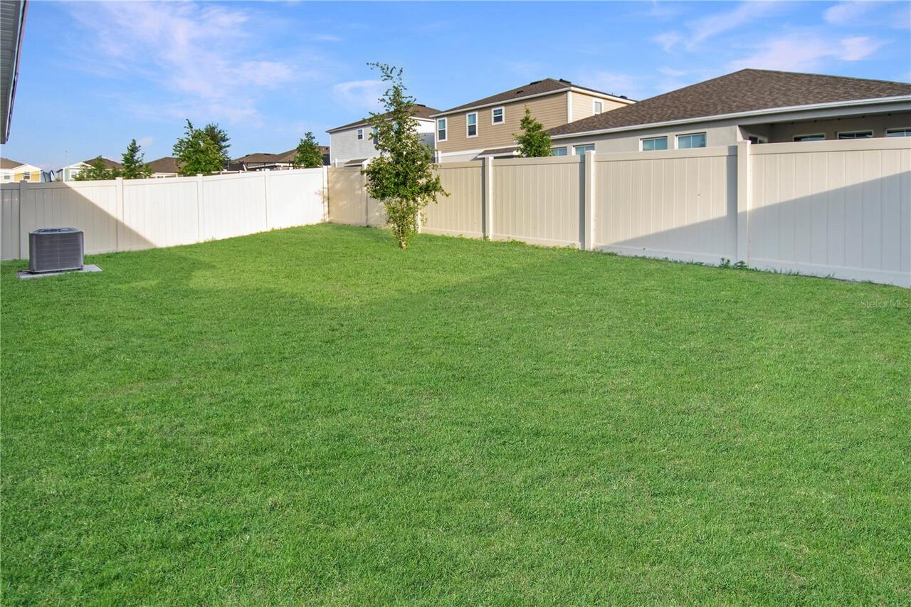 Listing Photo 17