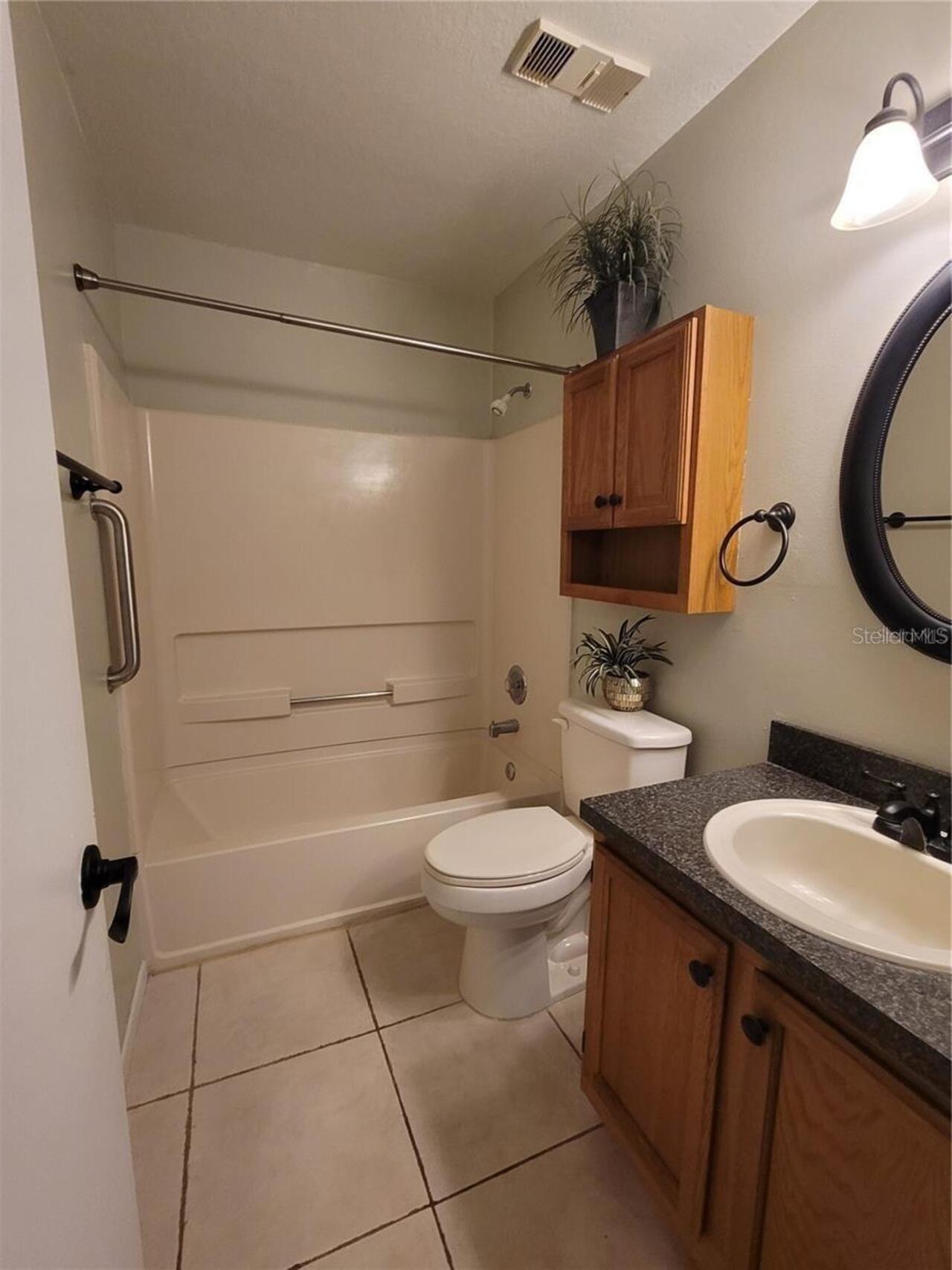 Listing Photo 12