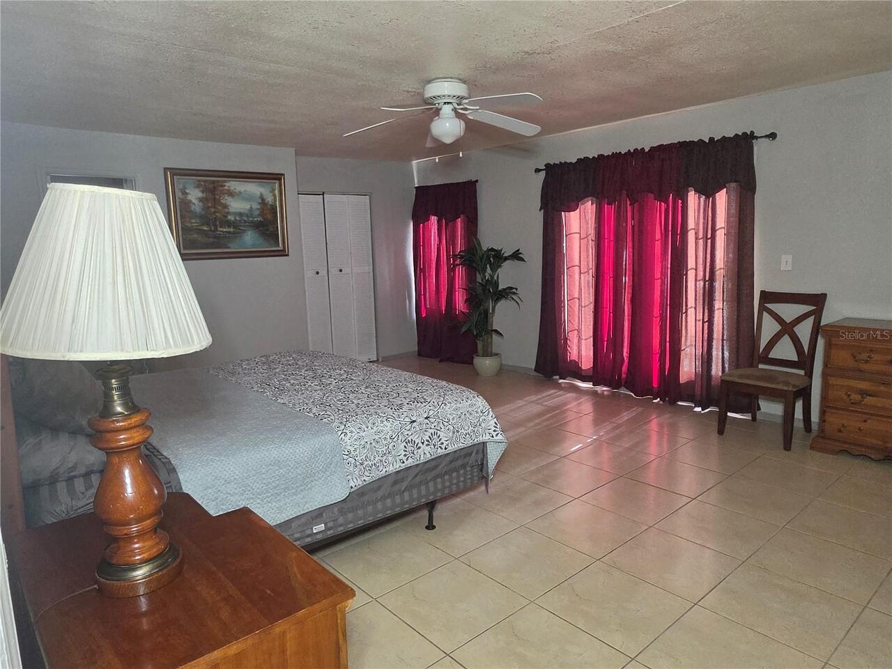 Listing Photo 10