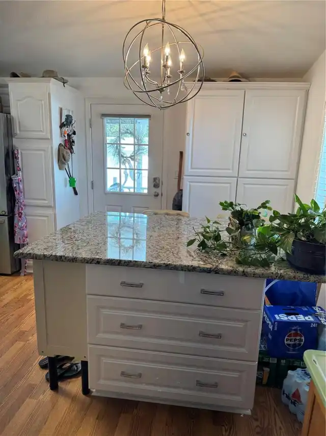 Listing Photo 7