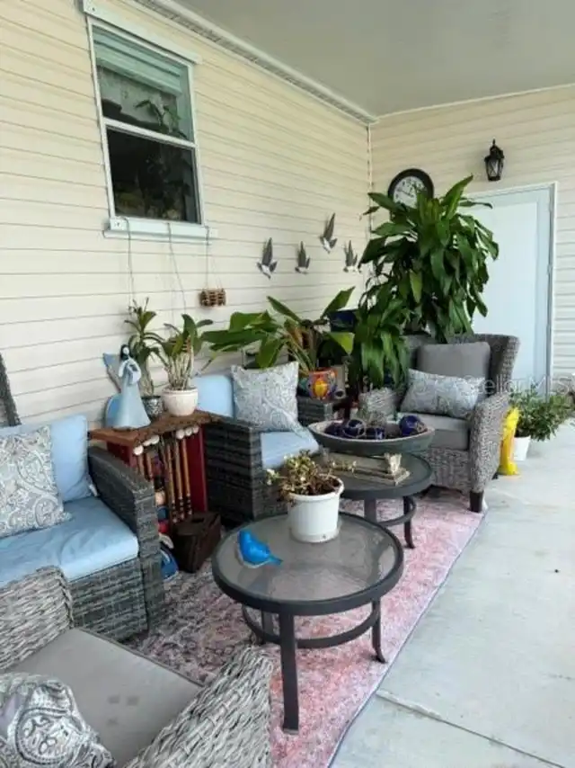 Listing Photo 12