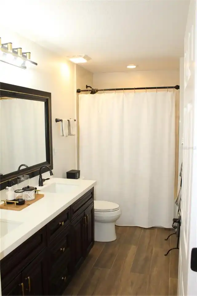 Listing Photo 36