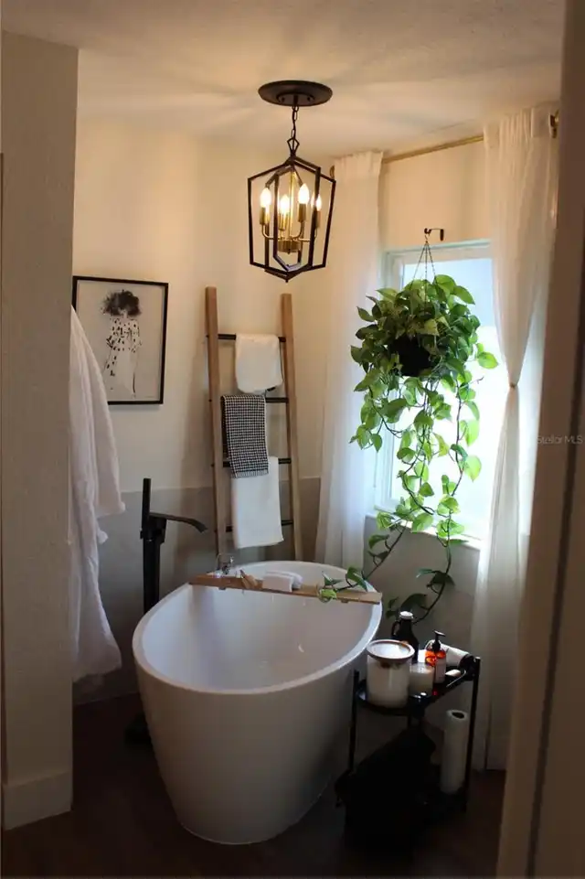 Listing Photo 84