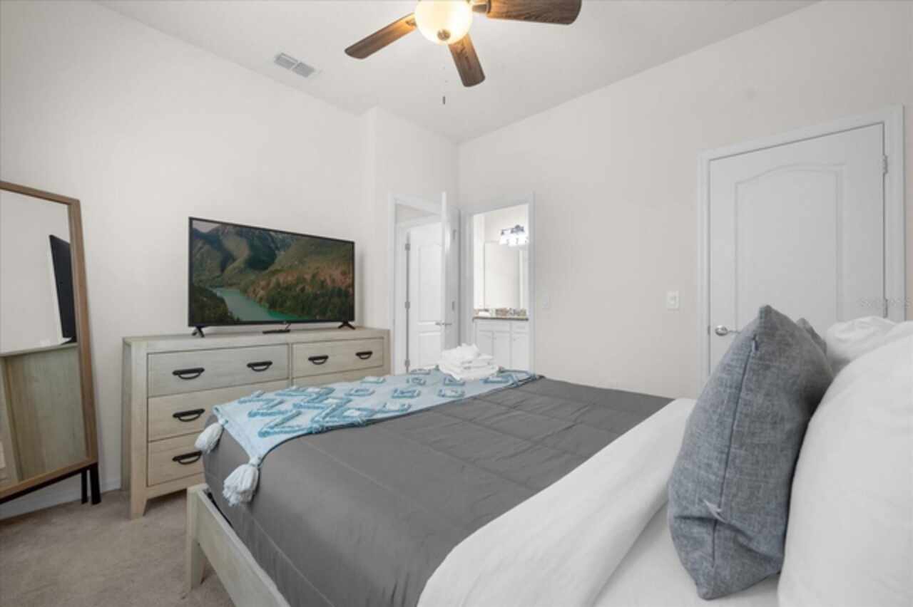 Listing Photo 32