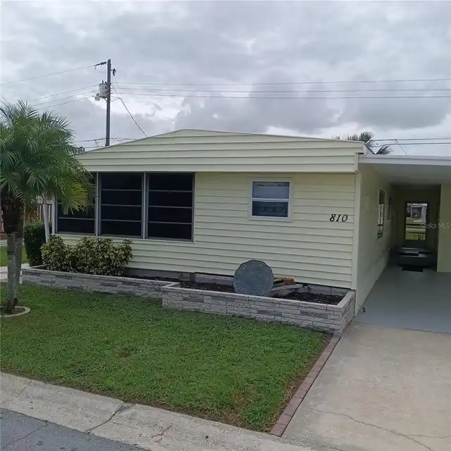 Listing Photo 8