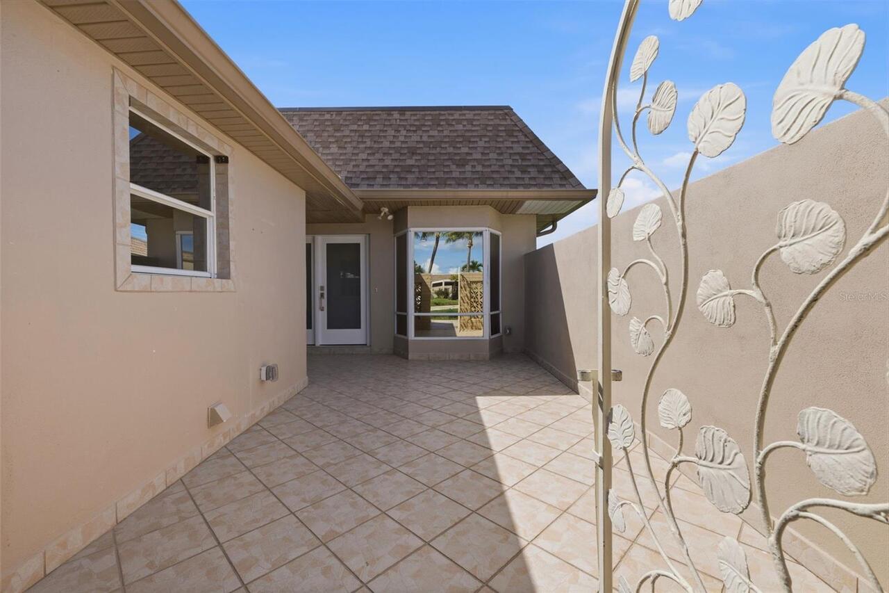 Listing Photo 10