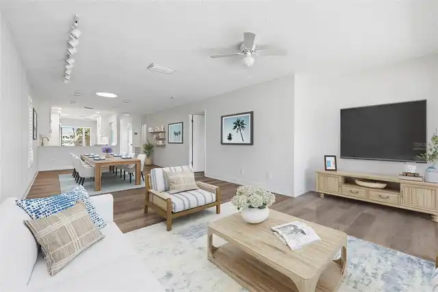 Listing Photo 7