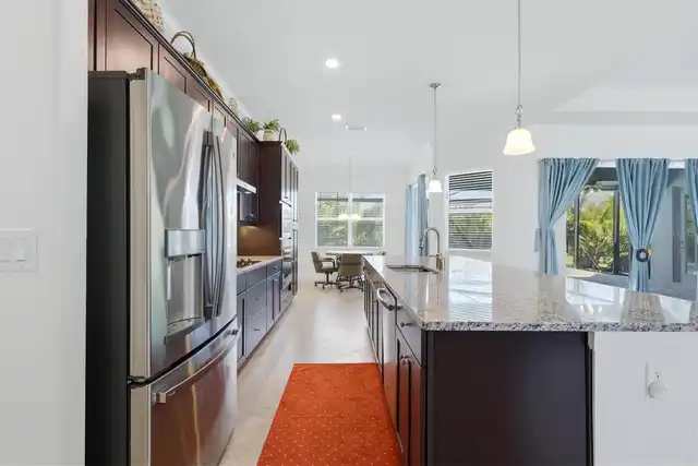 Listing Photo 21