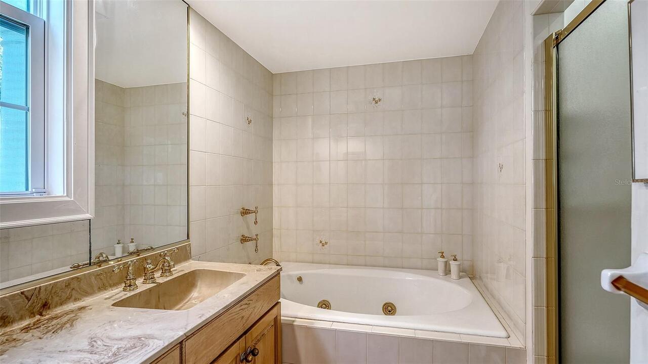 Listing Photo 24