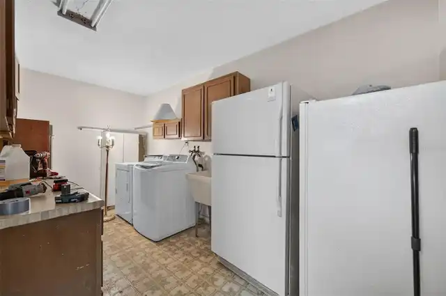 Listing Photo 14
