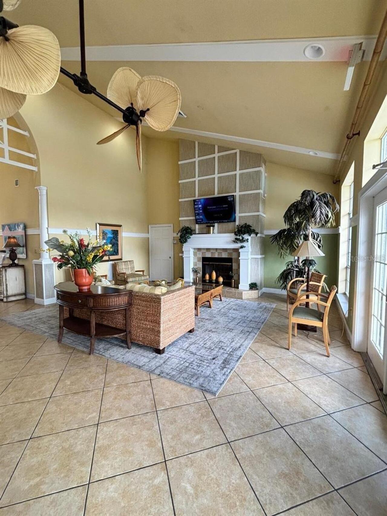 Listing Photo 11