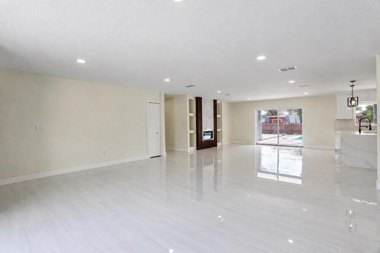Listing Photo 13