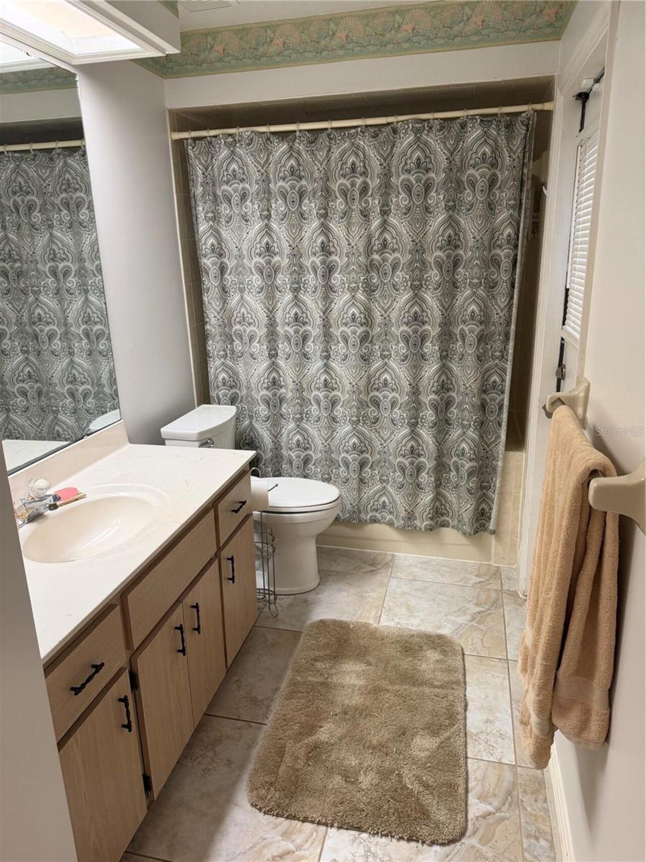 Listing Photo 8
