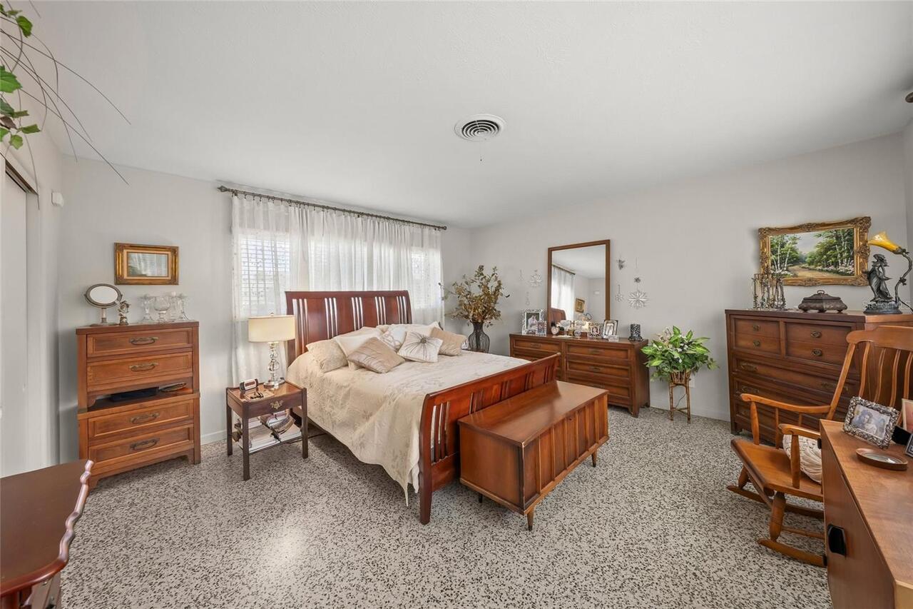 Listing Photo 21