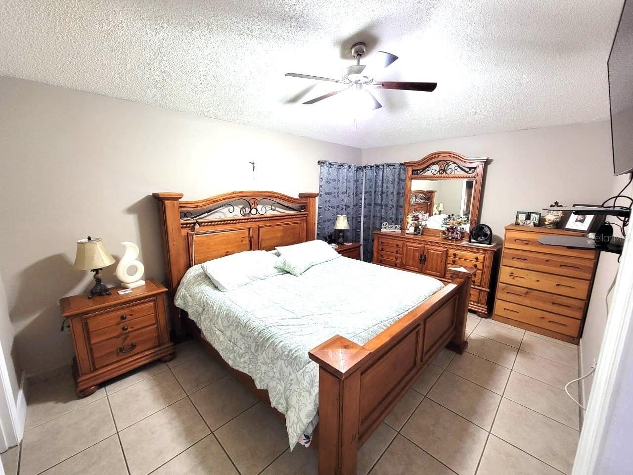 Listing Photo 9